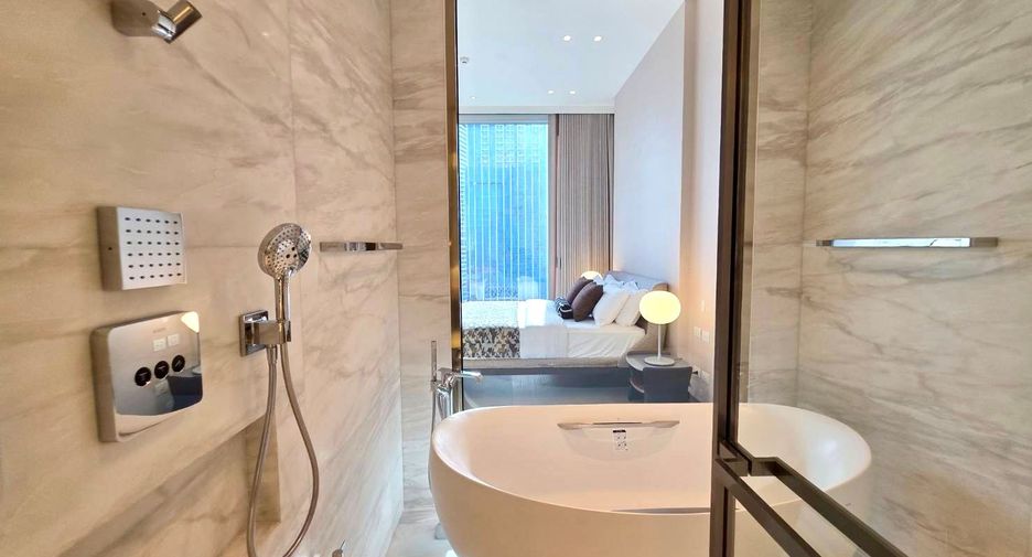 For sale 2 bedrooms condo in Pathum Wan, Bangkok