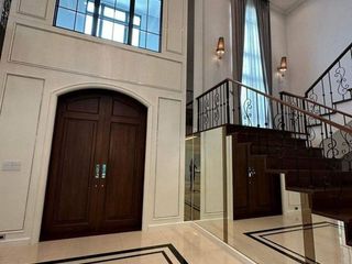 For sale 4 bedrooms house in Thawi Watthana, Bangkok