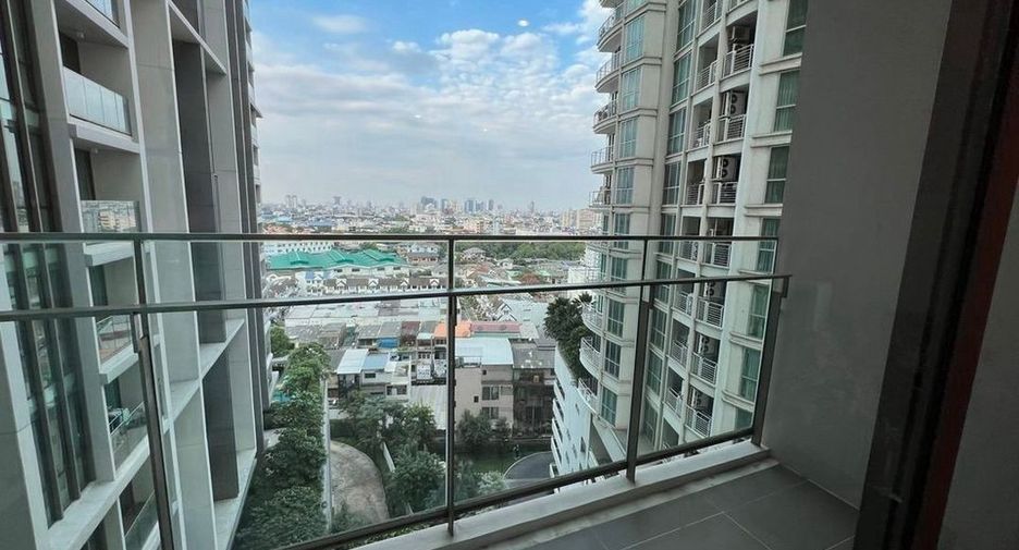 For rent 2 bedrooms condo in Khlong Toei, Bangkok