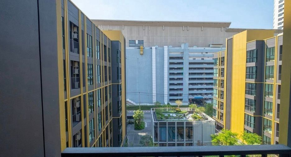 For rent 2 bedrooms condo in Bang Na, Bangkok
