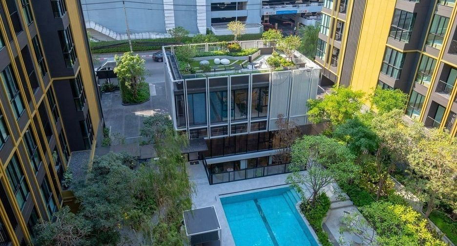 For rent 2 bedrooms condo in Bang Na, Bangkok