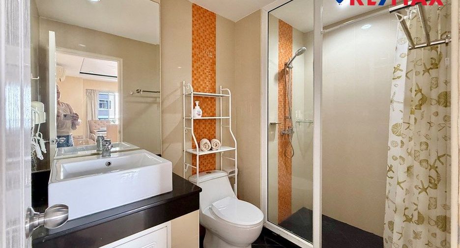 For sale 2 bedrooms condo in Pratumnak, Pattaya