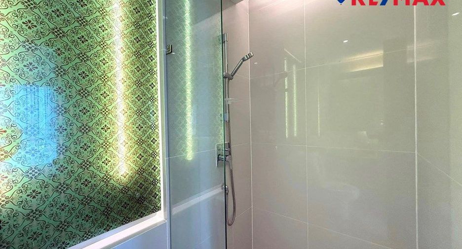Продажа 2 спальни кондо в Южная Паттайя, Паттайя