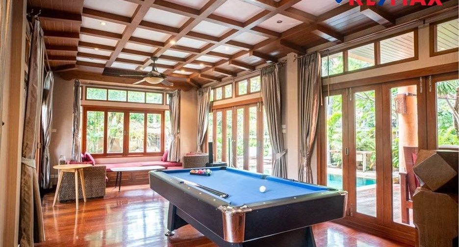 For sale 5 bedrooms house in South Pattaya, Pattaya