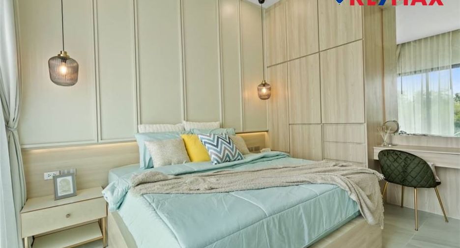 For sale 4 bedrooms house in East Pattaya, Pattaya