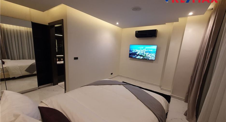 À vendre 2 chambres condo à South Pattaya, Pattaya