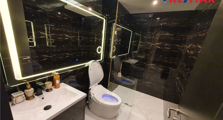 À vendre 2 chambres condo à South Pattaya, Pattaya
