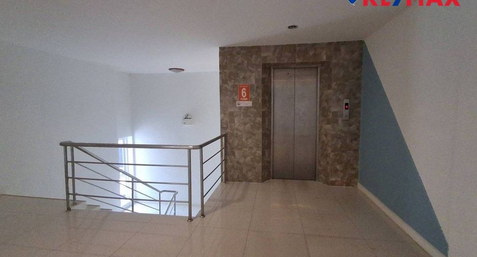 For sale 2 bedrooms condo in Pratumnak, Pattaya