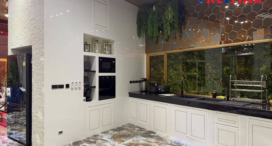 Casa en venta de 10 habitaciones en Jomtien, Pattaya