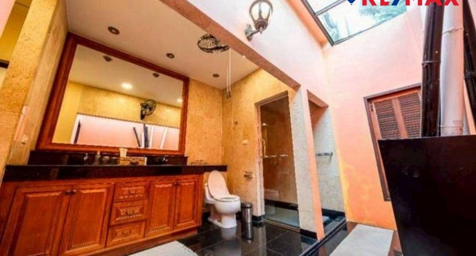Casa en venta de 3 habitaciones en Sattahip, Chonburi