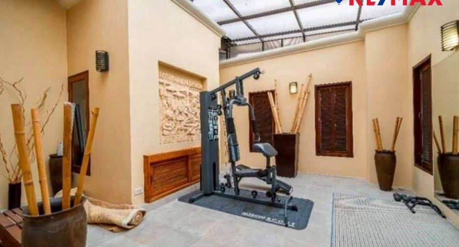 Casa en venta de 3 habitaciones en Sattahip, Chonburi