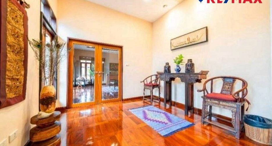 Casa en venta de 3 habitaciones en Sattahip, Chonburi