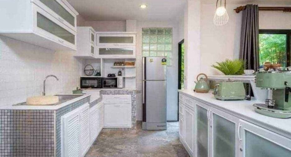 For rent 1 bed house in Pathum Wan, Bangkok