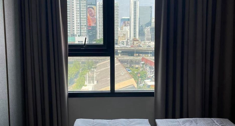 For sale 2 bedrooms condo in Watthana, Bangkok