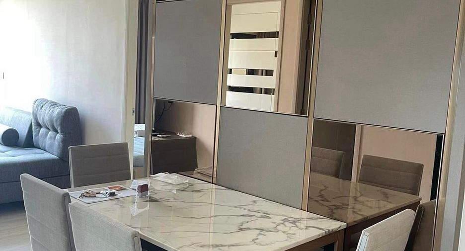 For sale 2 bedrooms condo in Watthana, Bangkok