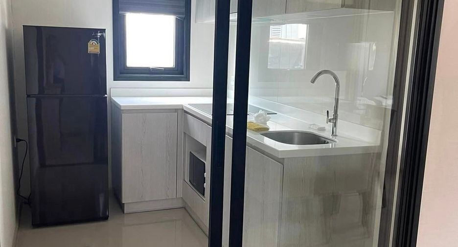 For sale 2 bedrooms condo in Watthana, Bangkok