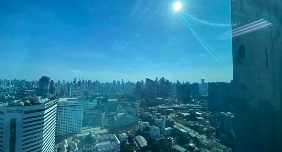 For rent office in Huai Khwang, Bangkok