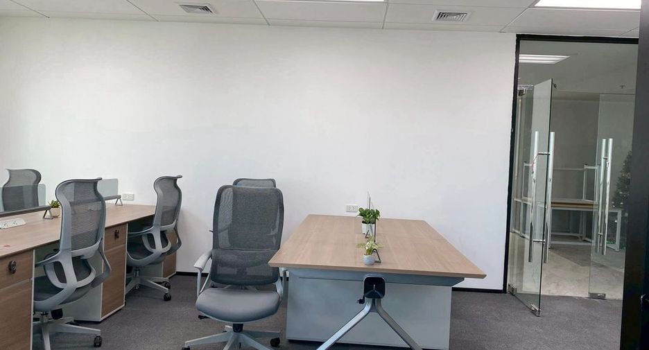 For rent office in Huai Khwang, Bangkok