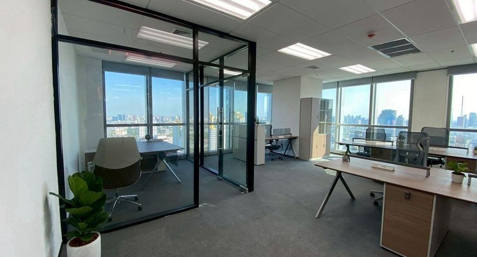 For rent office in Huai Khwang, Bangkok