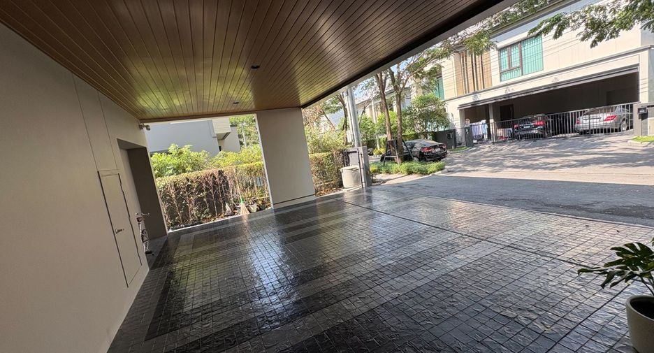 Haus zur Miete mit 4 Zimmer in Bang Phli, Samut Prakan