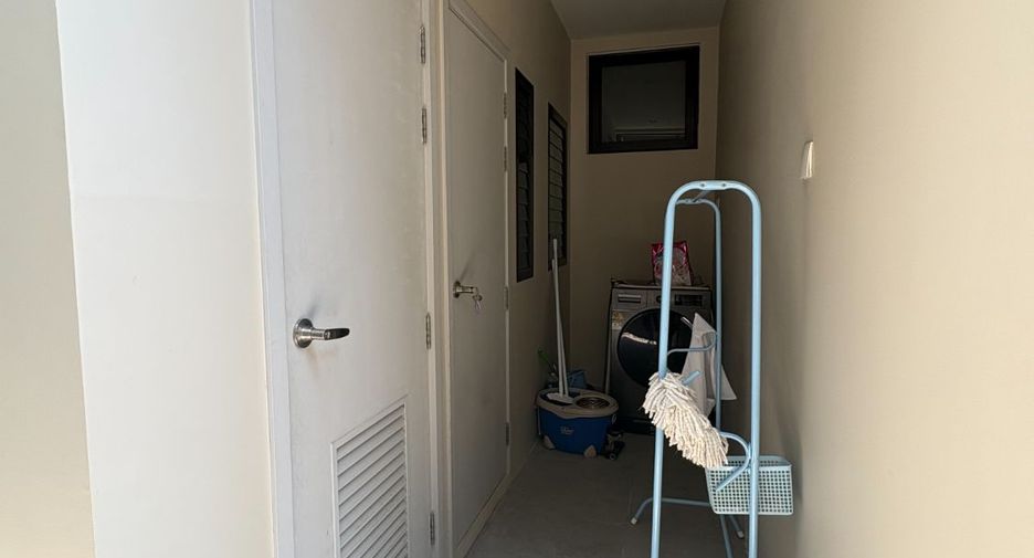 Haus zur Miete mit 4 Zimmer in Bang Phli, Samut Prakan