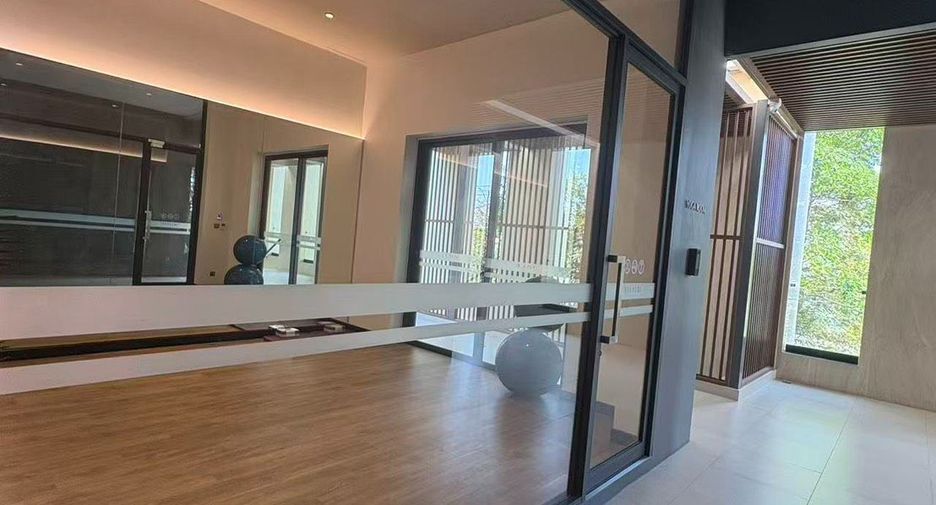 Haus zur Miete mit 4 Zimmer in Bang Phli, Samut Prakan
