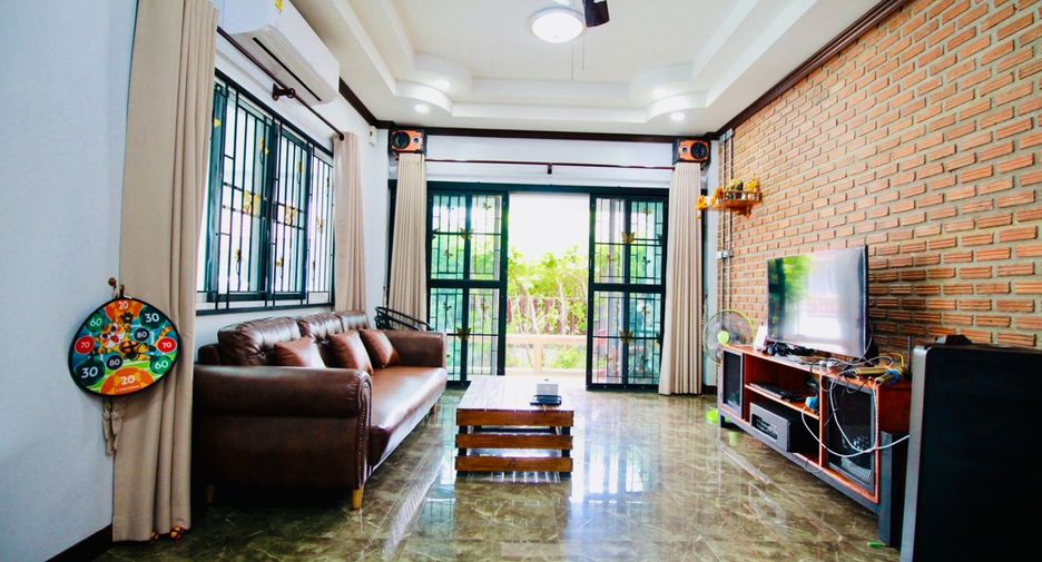 Casa en venta de 3 habitaciones en Sattahip, Pattaya