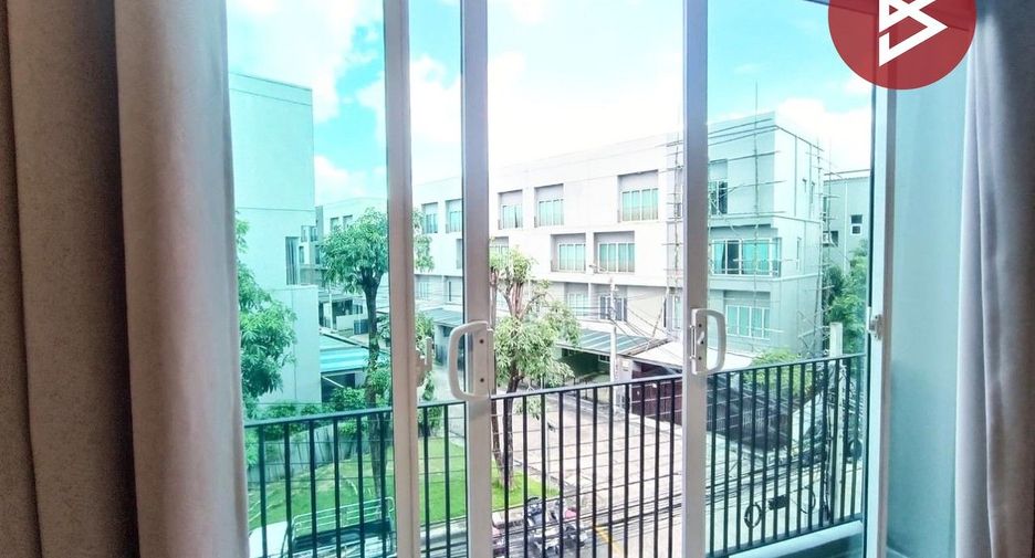 For sale 3 bedrooms townhouse in Pak Kret, Nonthaburi