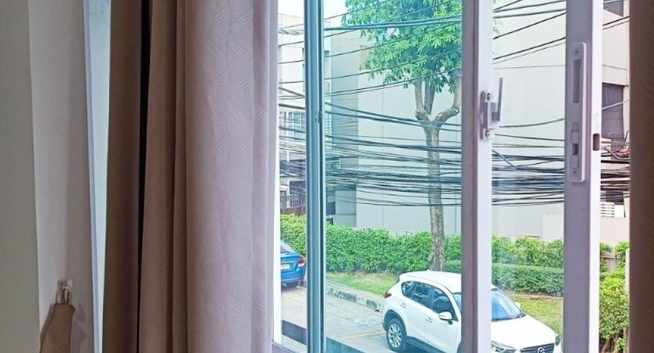 For sale 3 bedrooms townhouse in Pak Kret, Nonthaburi