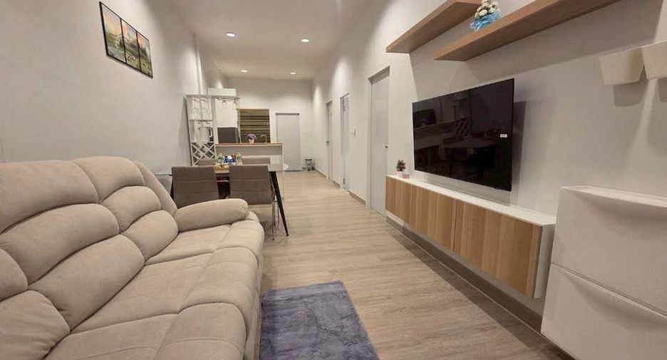 For rent 2 bedrooms house in East Pattaya, Pattaya
