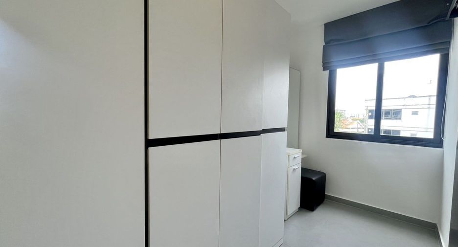 For sale 2 ベッドルーム condo in Mueang Chiang Mai, Chiang Mai