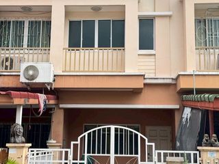 出售 2 卧室 联排别墅 在 Mueang Nonthaburi, Nonthaburi
