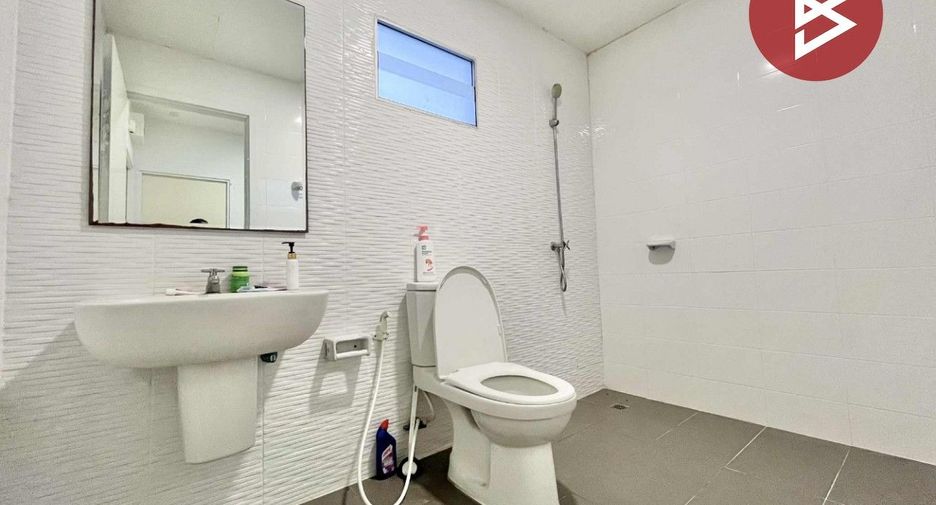 Casa adosada en venta de 3 habitaciones en Mueang Samut Prakan, Samut Prakan
