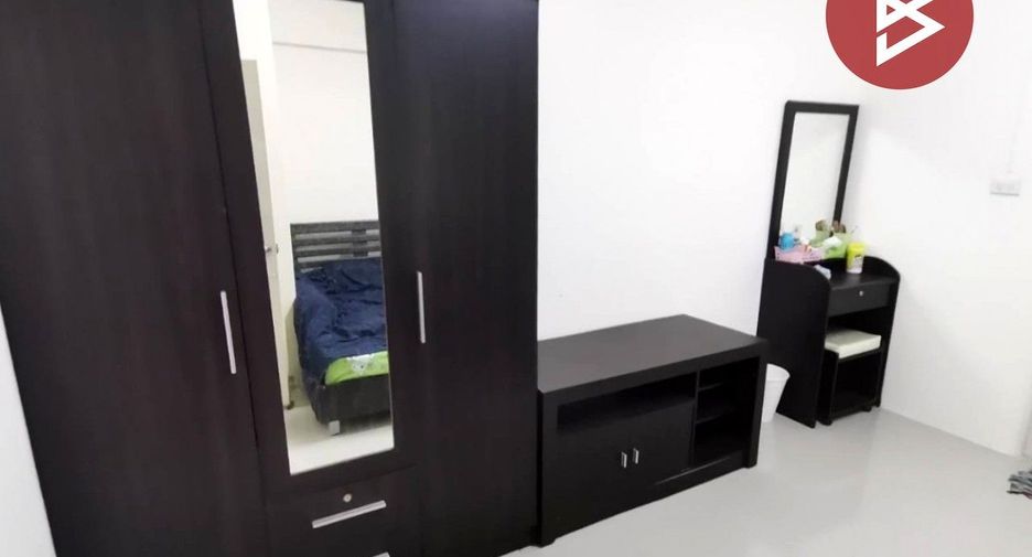 Gewerbefläche zum Kauf mit 6 Zimmer in Mueang Chon Buri, Chonburi