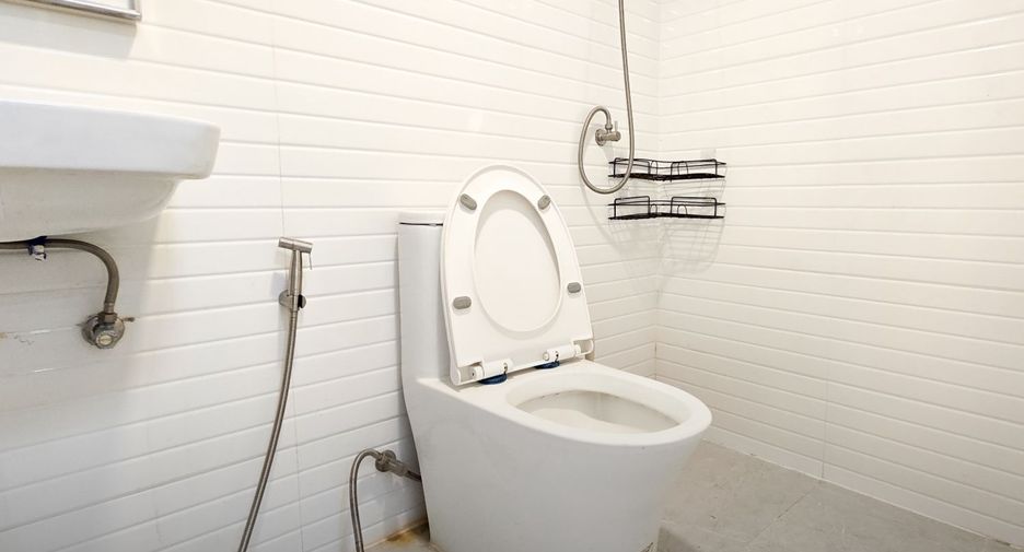 For sale 3 bedrooms townhouse in Bang Phli, Samut Prakan