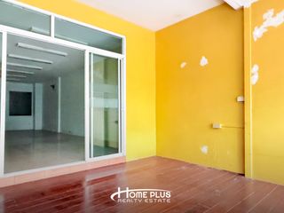 For sale 4 bedrooms townhouse in Nong Khaem, Bangkok