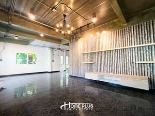 Haus zum Kauf mit 6 Zimmer in Bang Bon, Bangkok