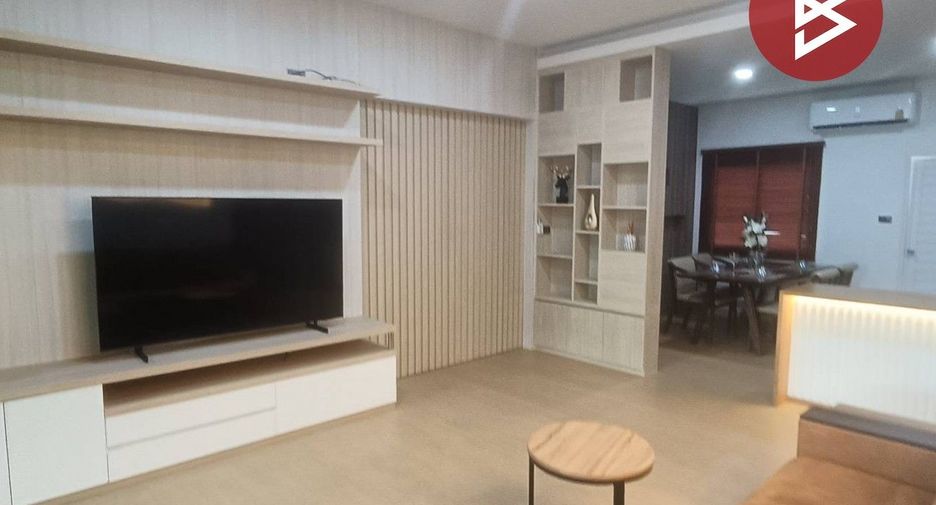 Casa en venta de 2 habitaciones en Ban Bueng, Chonburi