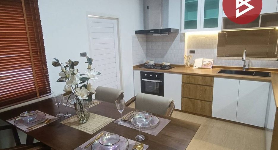 Casa en venta de 2 habitaciones en Ban Bueng, Chonburi