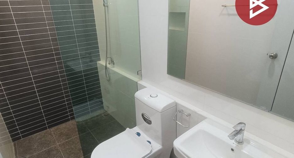 Casa en venta de 2 habitaciones en Ban Bueng, Chonburi