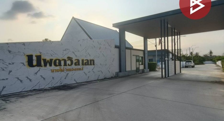 Casa en venta de 2 habitaciones en Ban Bueng, Chonburi