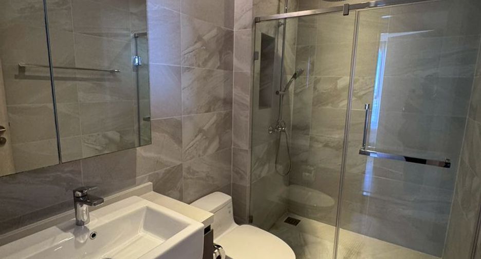 For rent 2 bedrooms condo in Si Racha, Chonburi