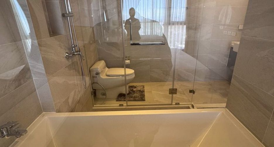 For rent 2 bedrooms condo in Si Racha, Chonburi