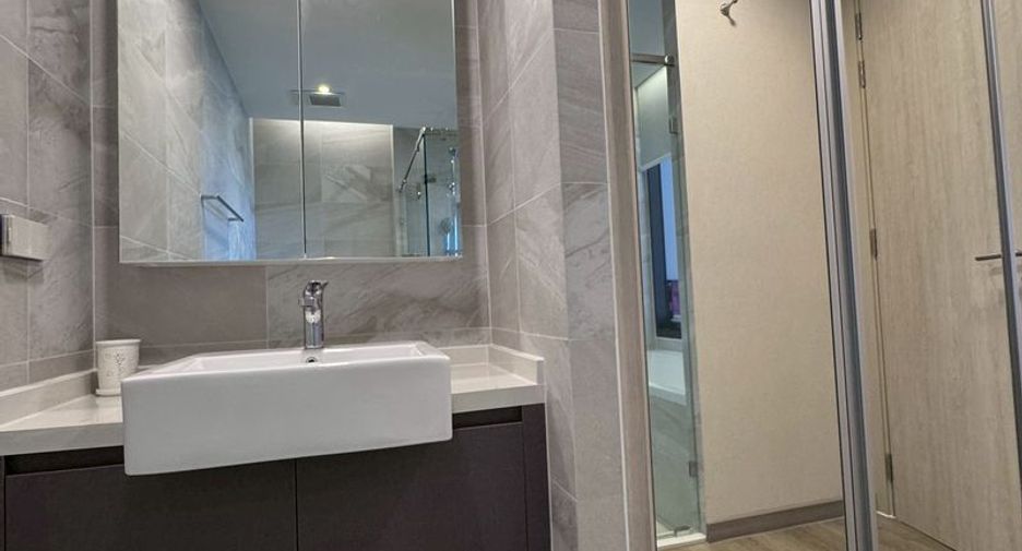For rent 2 bedrooms condo in Si Racha, Chonburi