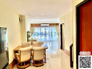 For rent 2 bedrooms townhouse in Bang Na, Bangkok