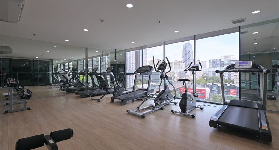 For sale 1 bed condo in Huai Khwang, Bangkok