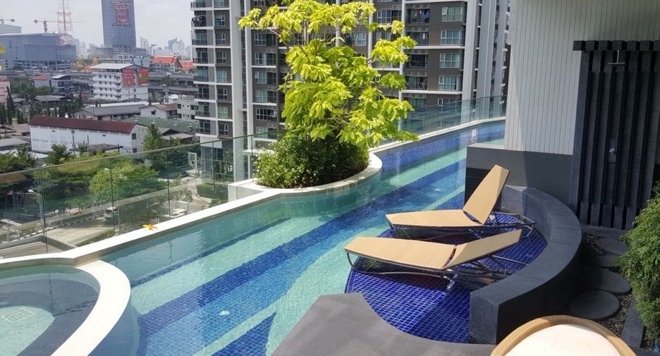 For sale 1 bed condo in Huai Khwang, Bangkok