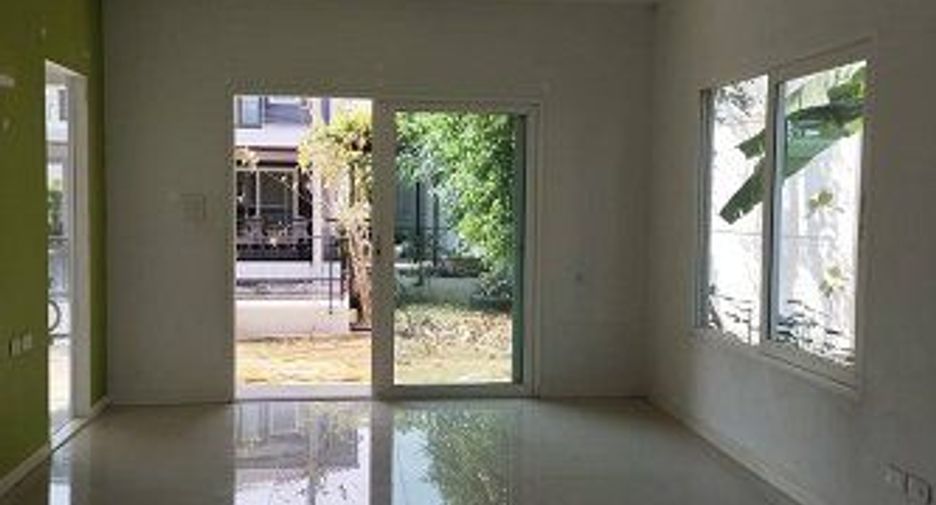 À vendre 3 chambres maison à Krathum Baen, Samut Sakhon