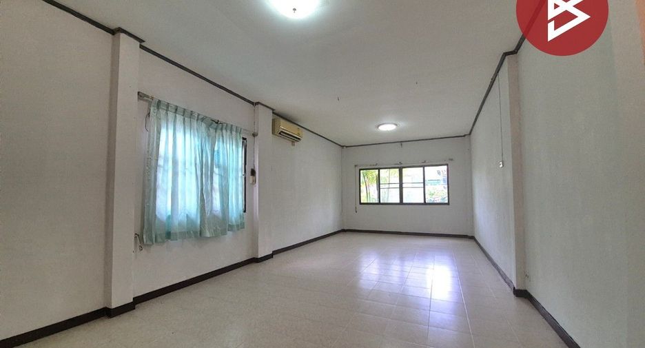 For sale 5 bedrooms house in Lam Luk Ka, Pathum Thani