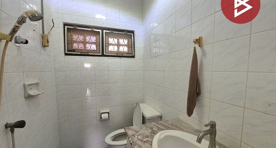 For sale 5 bedrooms house in Lam Luk Ka, Pathum Thani